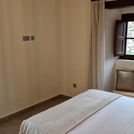 Entrellusa - At-1482-as *